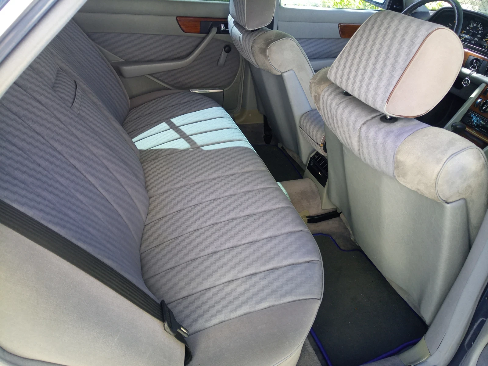 Mercedes-Benz 126 | Mobile.bg   11