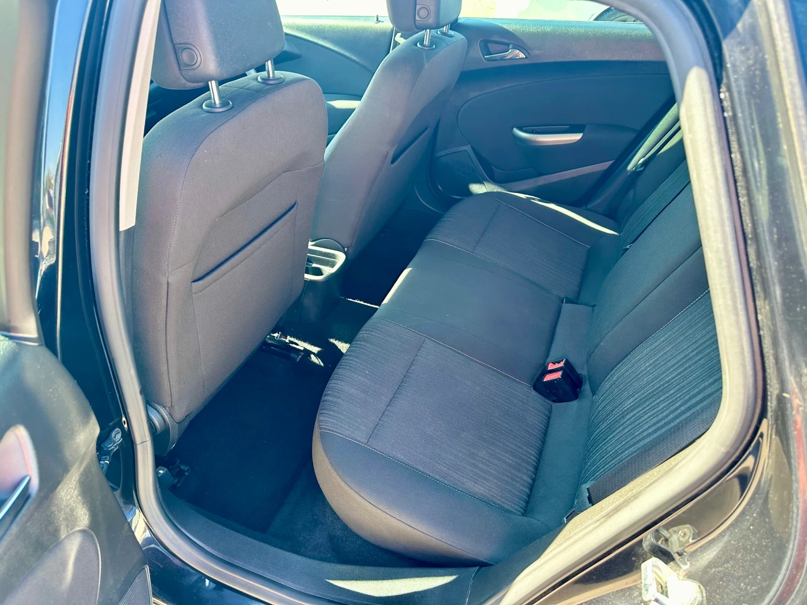 Opel Astra 1.4i, EURO5 | Mobile.bg   15