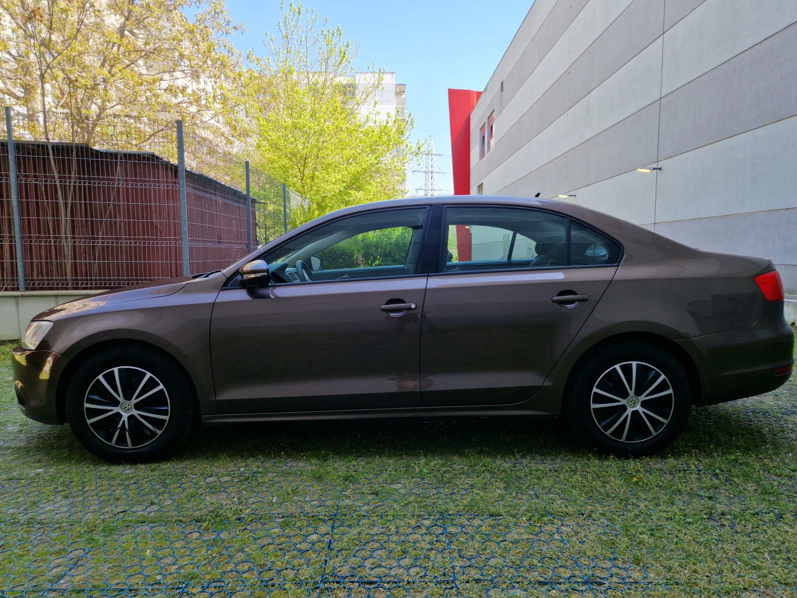 VW Jetta  - изображение 2