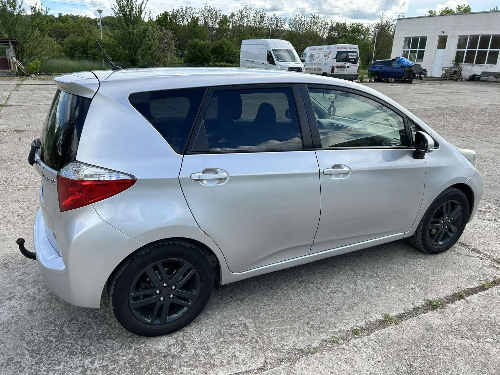Toyota Verso S 1.33 VVTI - изображение 3