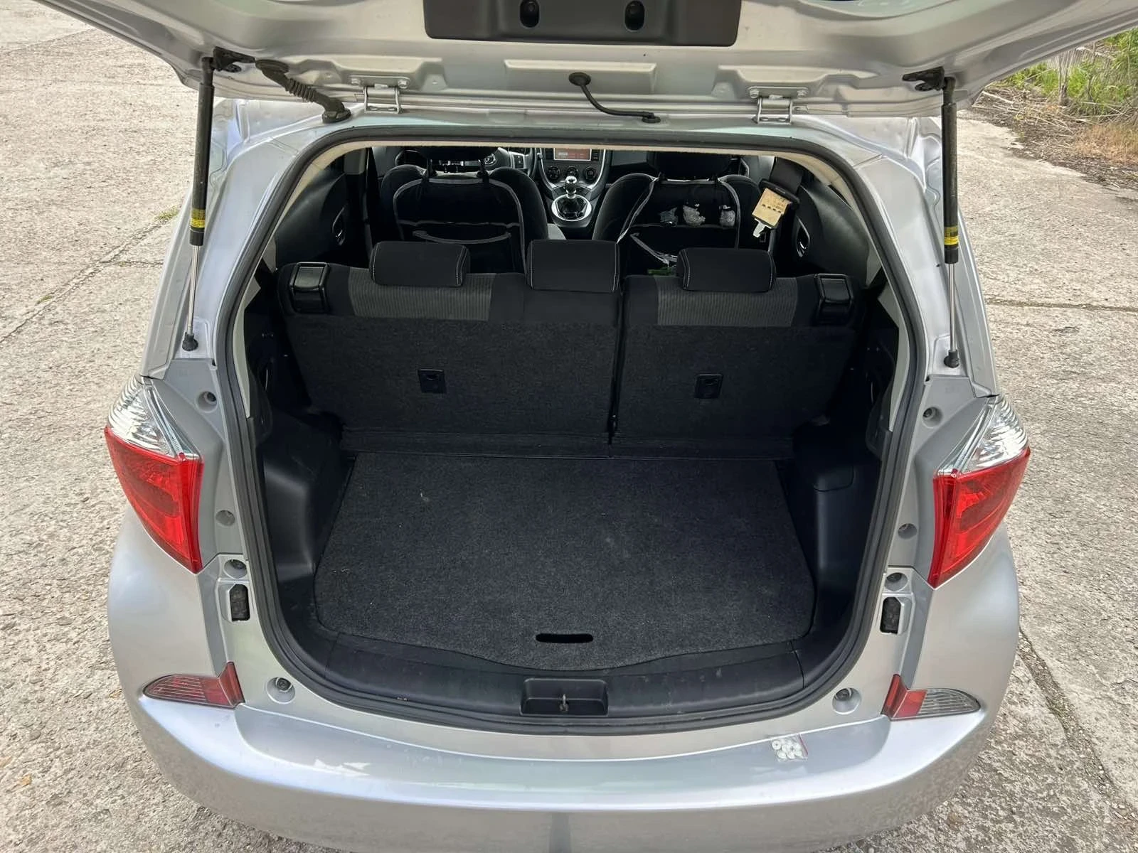 Toyota Verso S 1.33 VVTI - изображение 7