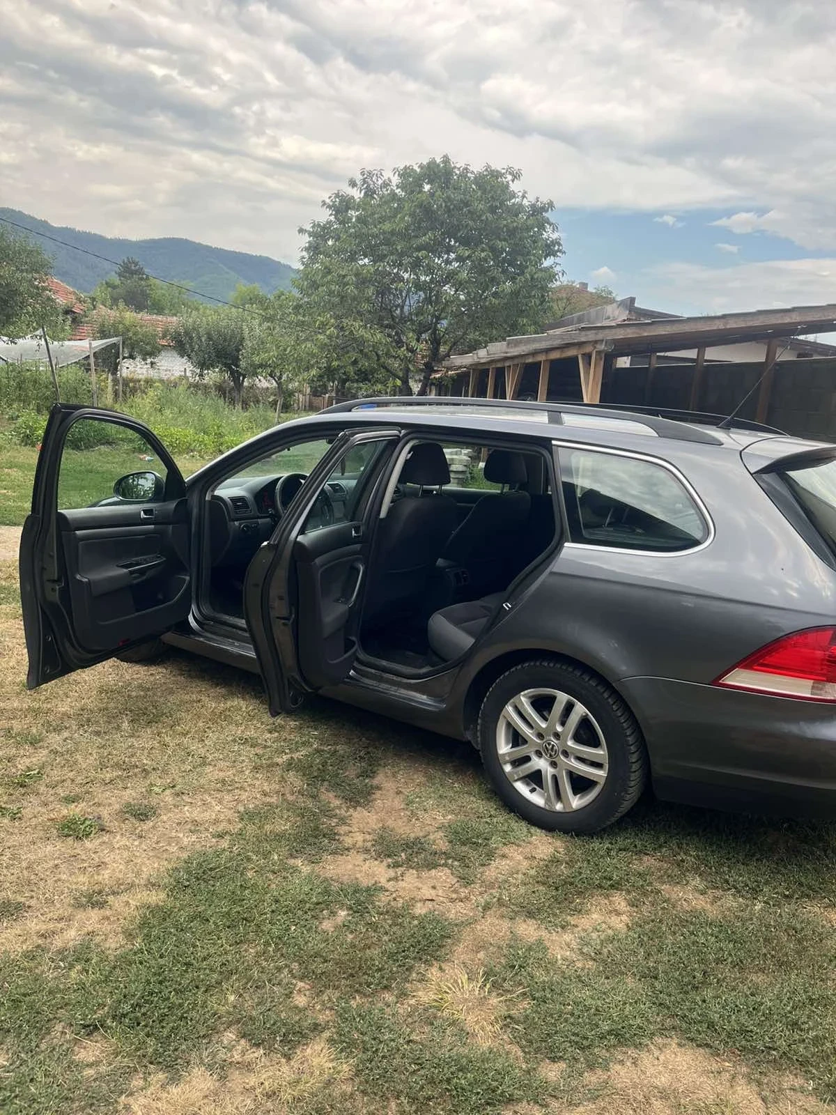 VW Golf 1.9TDI 105HP - изображение 2