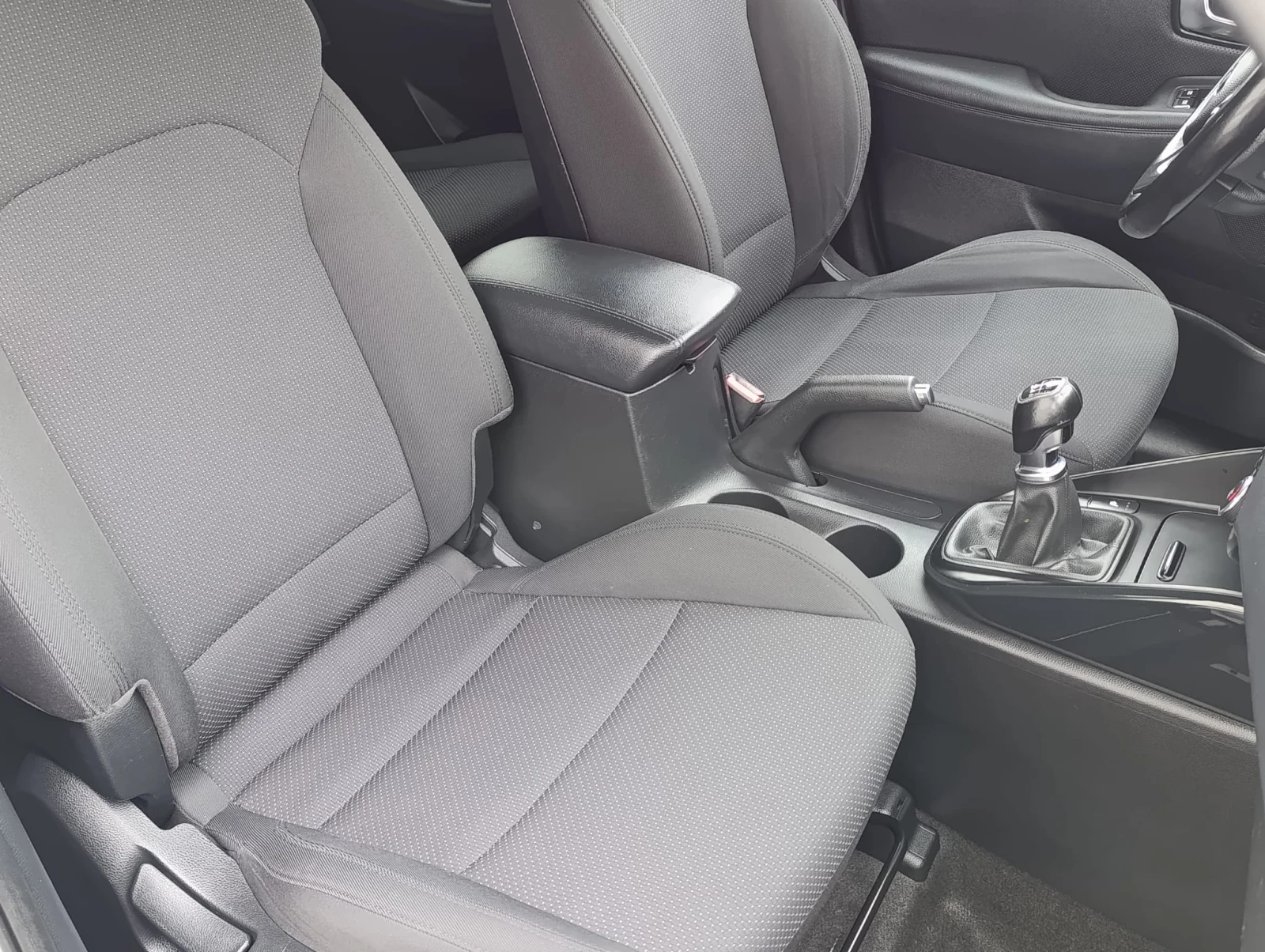 Kia Carens 1.6 | Mobile.bg   11