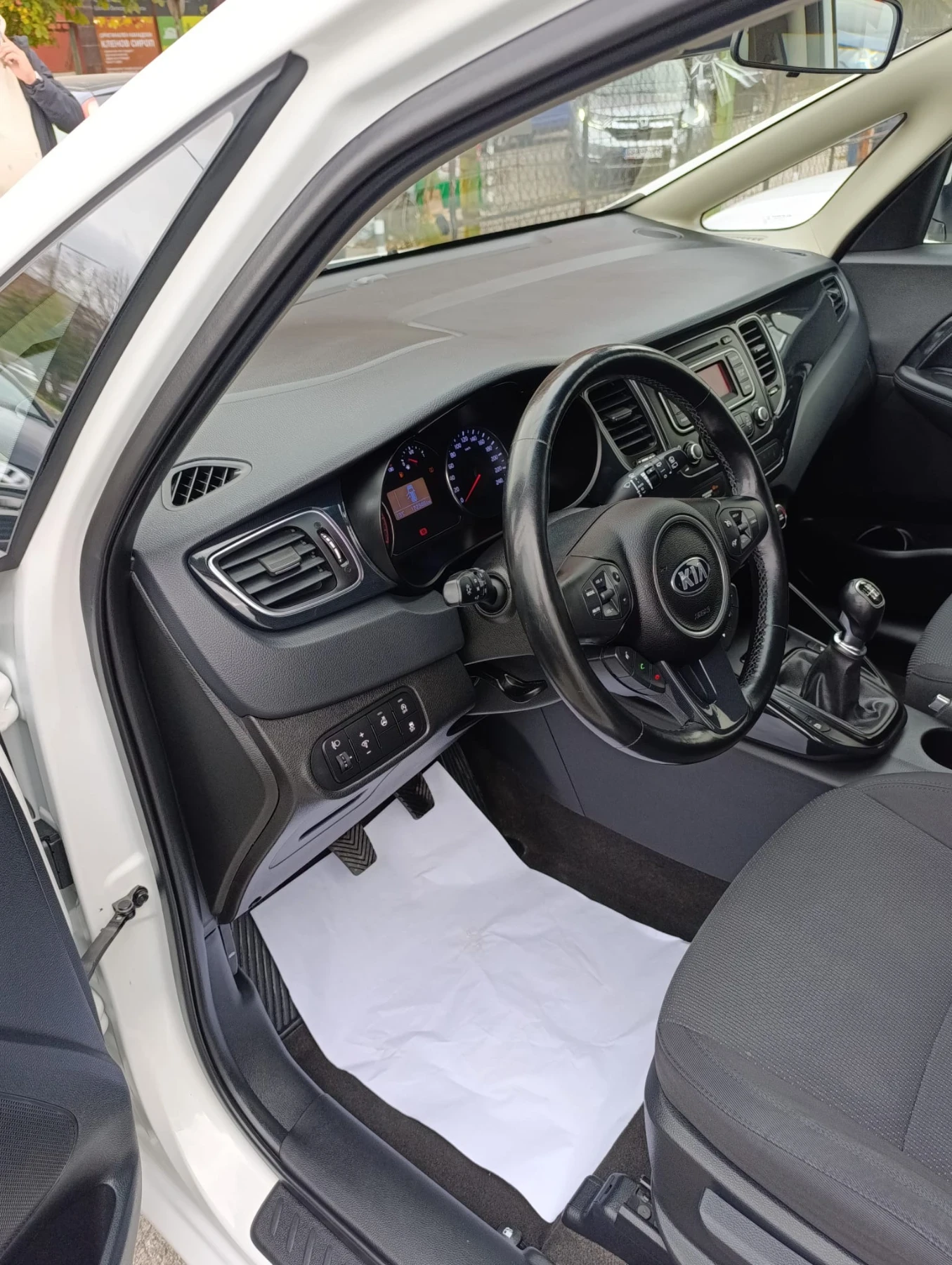 Kia Carens 1.6 | Mobile.bg   14