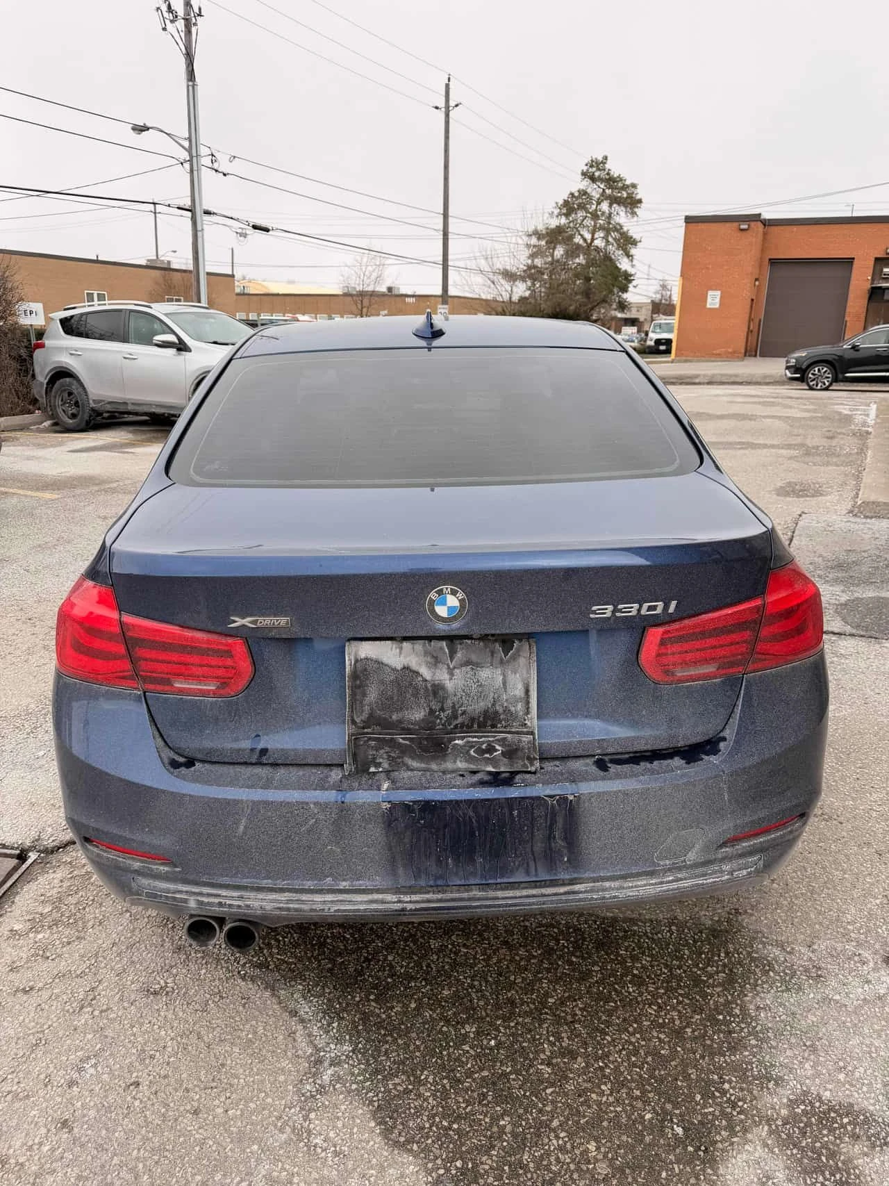 BMW 330  xDrive /CAMERA/ПОДГРЕВИ, снимка 4 - Автомобили и джипове - 53956543
