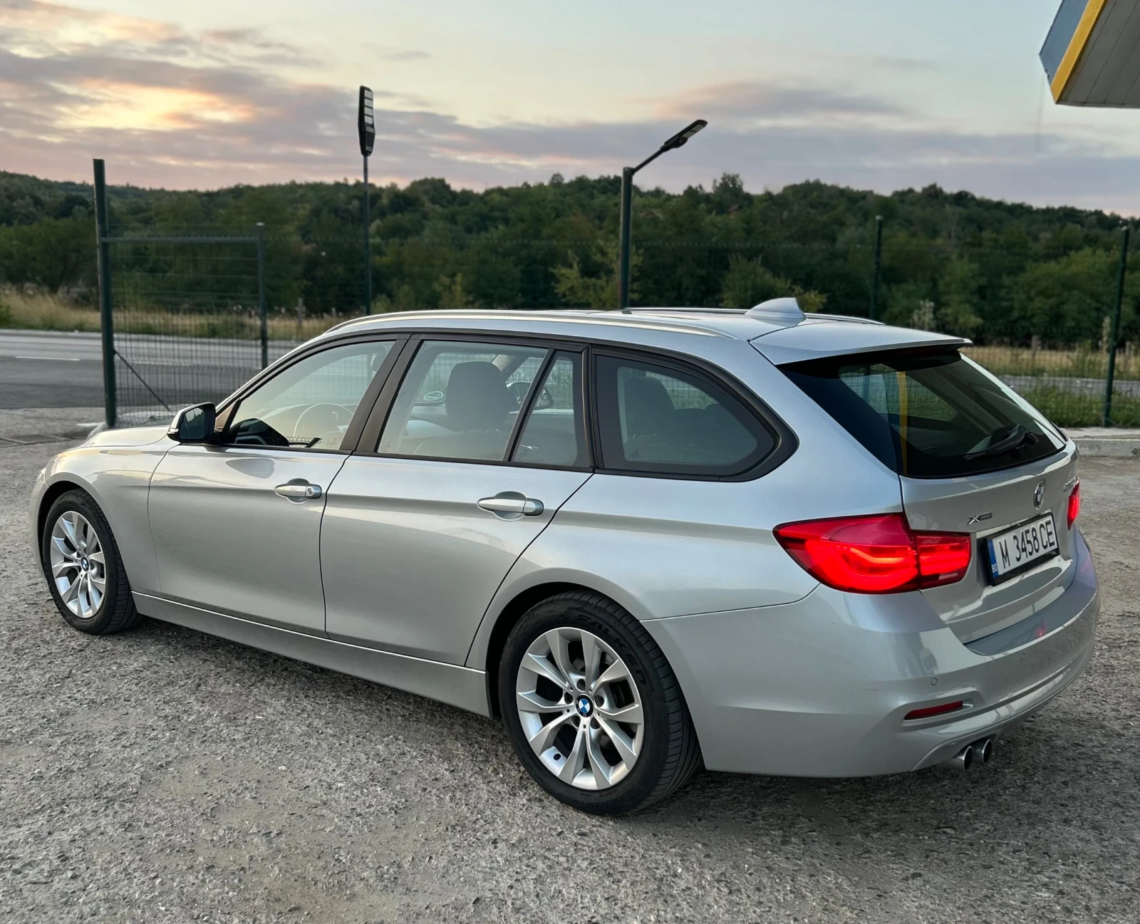 BMW 320 !213000 km!, 190ps, Xdrive, B47, ZF8 , снимка 4 - Автомобили и джипове - 54344704