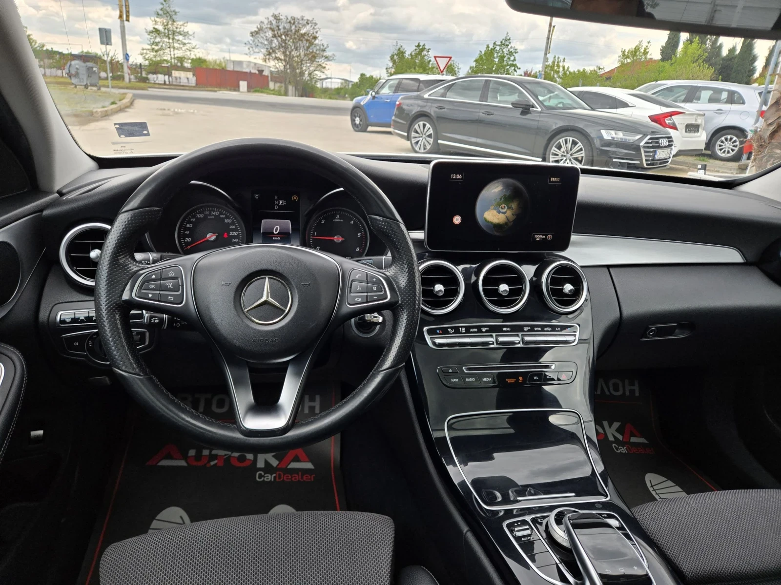 Mercedes-Benz C 220 2.2CDI-170кс/AMG LINE/DISTRONIC/PANORAMA/PREMIUM, снимка 11 - Автомобили и джипове - 54379561