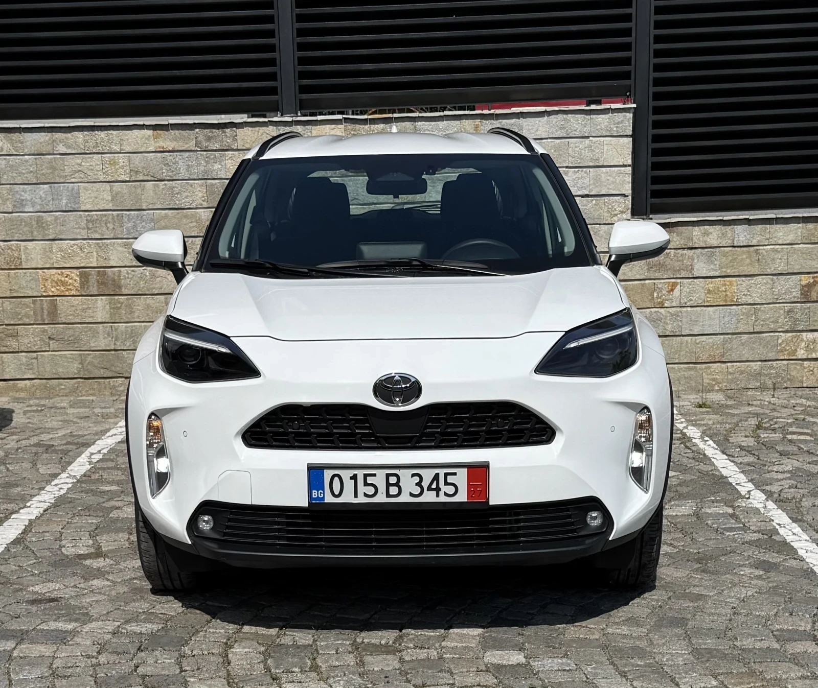 Toyota Yaris Cross 1.5 Hybrid , снимка 3 - Автомобили и джипове - 54665376