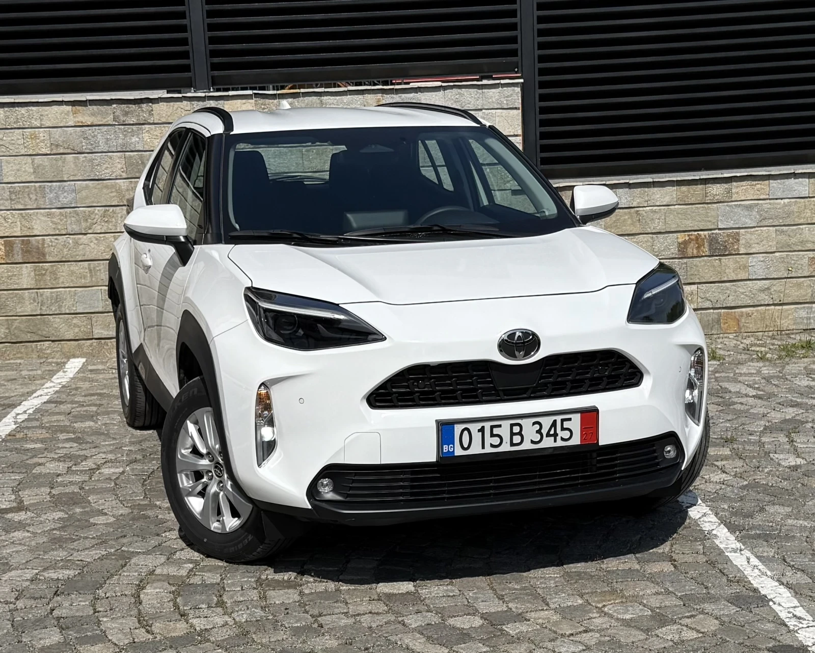 Toyota Yaris Cross 1.5 Hybrid , снимка 2 - Автомобили и джипове - 54665376