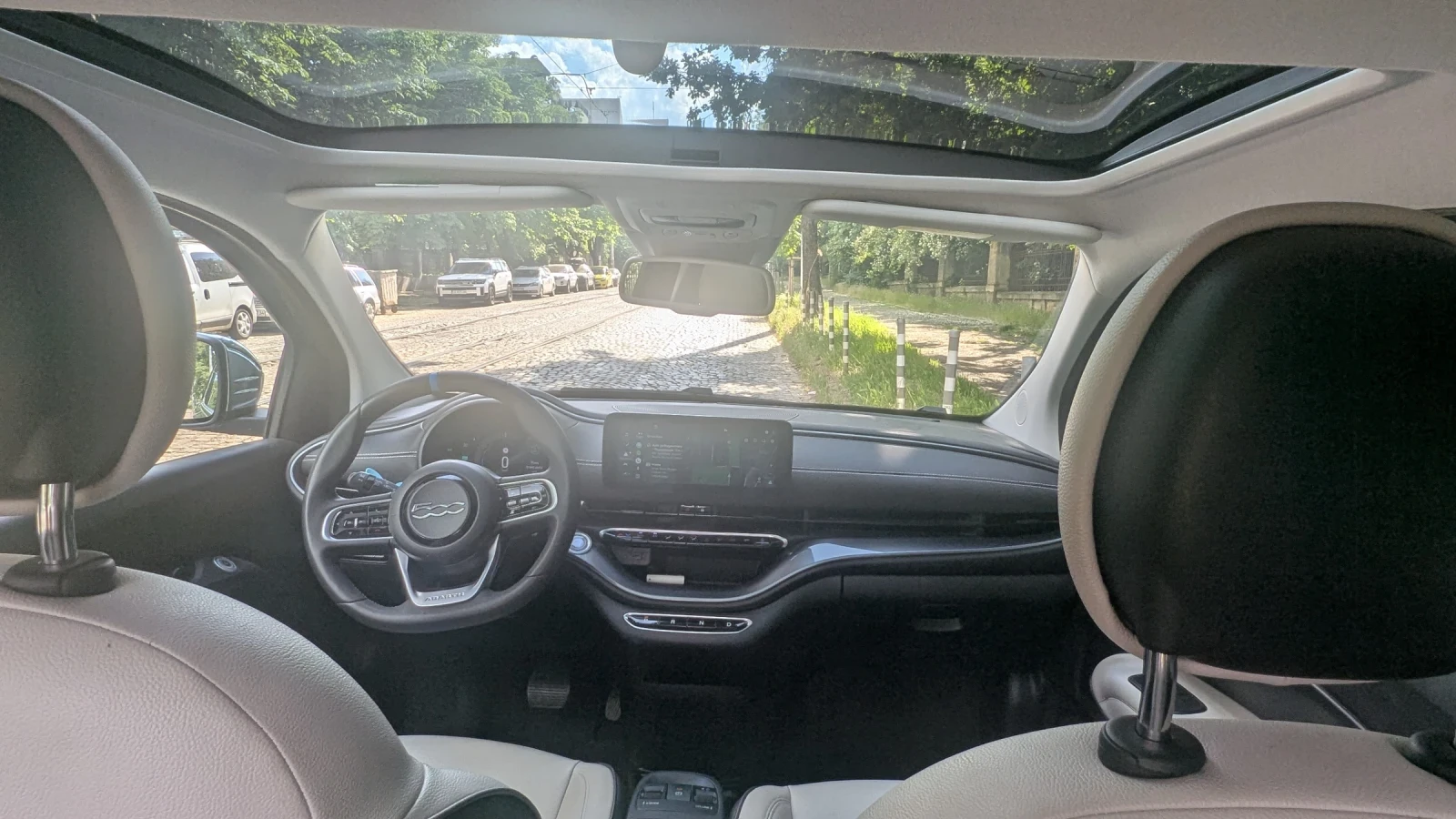 Fiat 500e, снимка 8 - Автомобили и джипове - 54879337