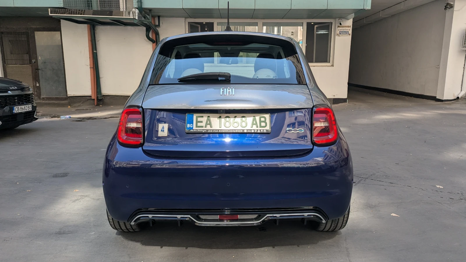 Fiat 500e La Prima, снимка 8 - Автомобили и джипове - 55430379