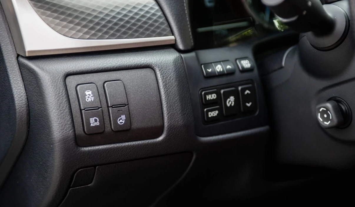 Lexus GS 350 F SPORT 3 * AWD * ОБДУХ * HEAD UP * DISTRONIC * , снимка 12 - Автомобили и джипове - 54886331