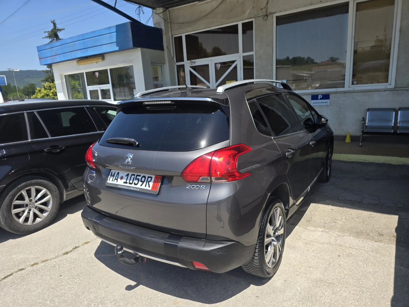 Peugeot 2008 ALLURE, снимка 4 - Автомобили и джипове - 55097316