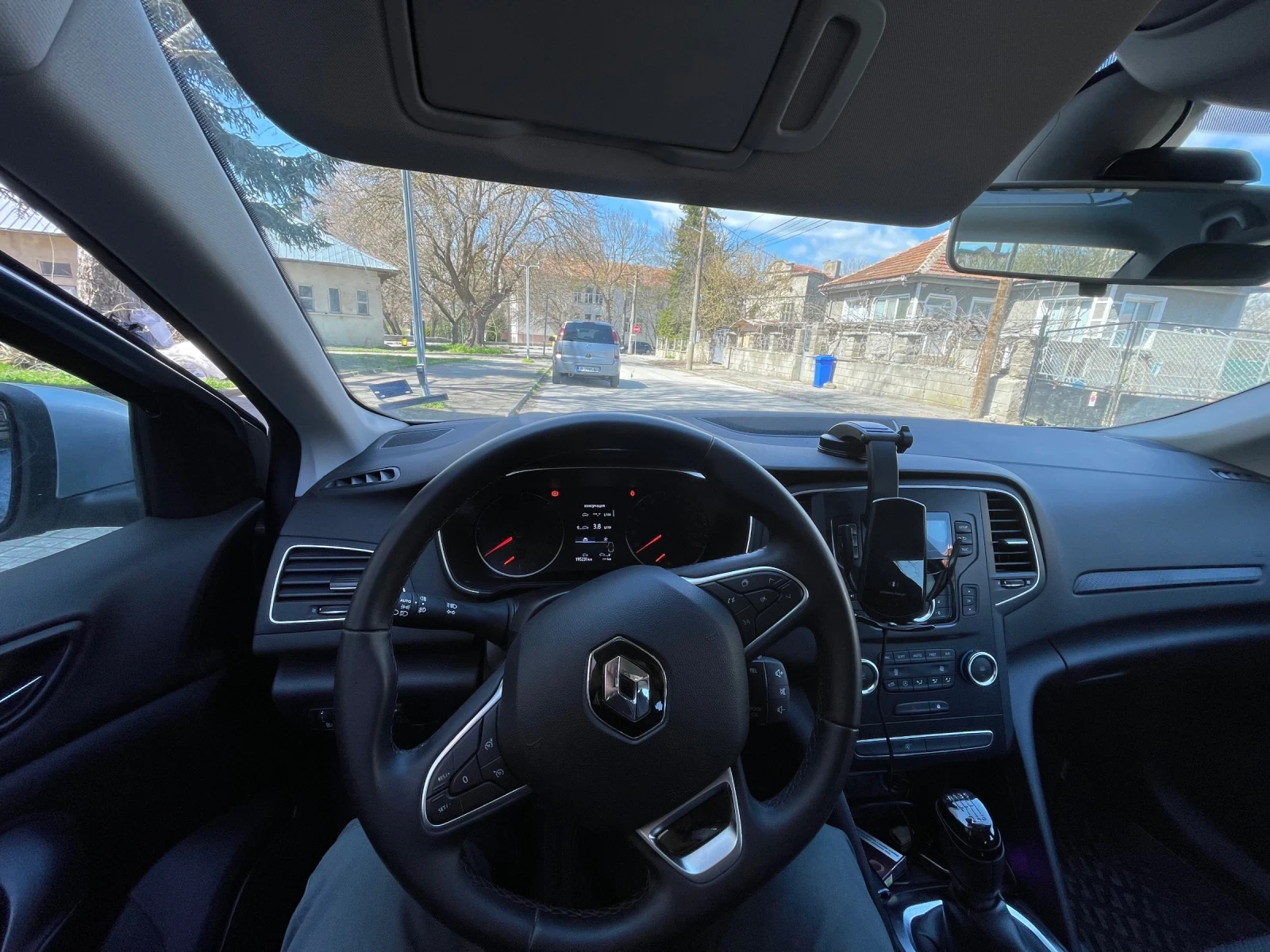 Renault Megane, снимка 6 - Автомобили и джипове - 55660513