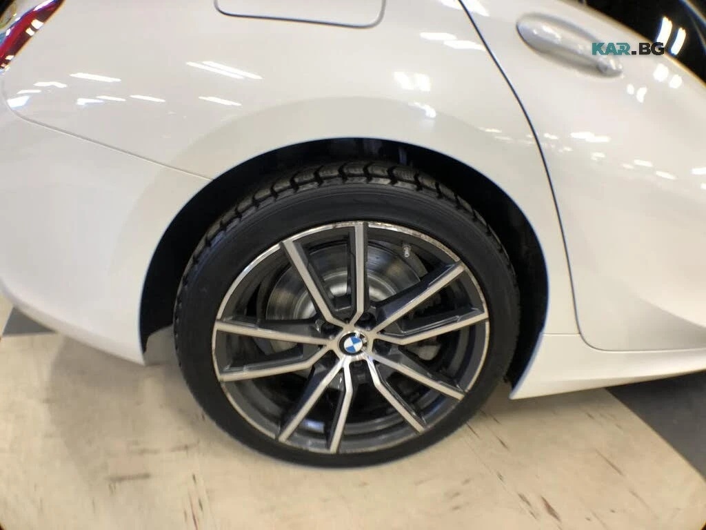 BMW 330 * АвтоКредит* (ЦЕНА ДО БГ)* , снимка 9 - Автомобили и джипове - 55949290