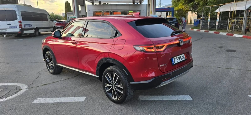 Honda Hr-v УНИКАТ-НАВИГАЦИЯ-КОЖА-АВТОМАТ, снимка 3 - Автомобили и джипове - 52064847