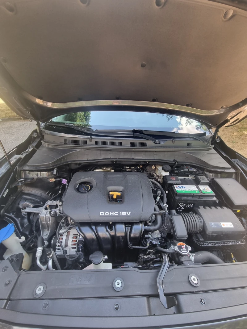 Hyundai Kona 2.0 L, снимка 11 - Автомобили и джипове - 53399086