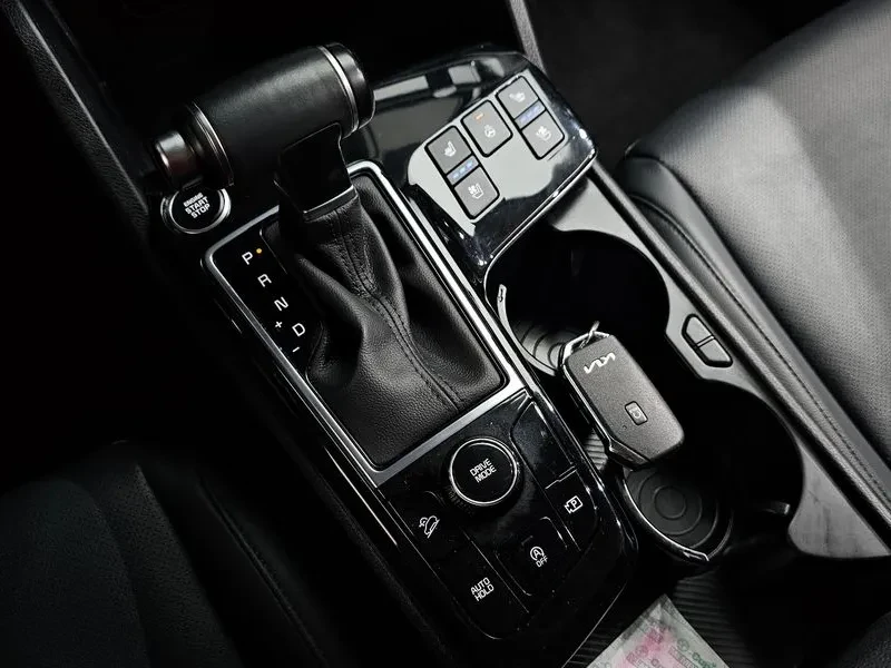 Kia Sportage  5Th Generation Diesel 2.0 2Wd Prestige, снимка 9 - Автомобили и джипове - 55184038