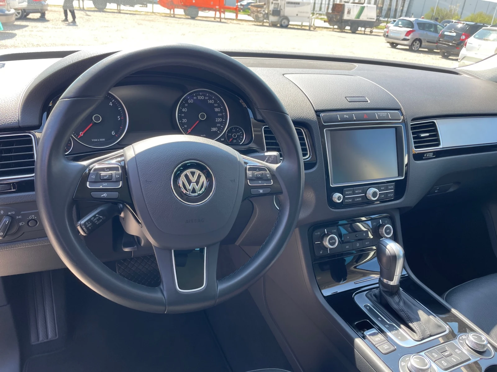 VW Touareg 3.0 TDI - изображение 10