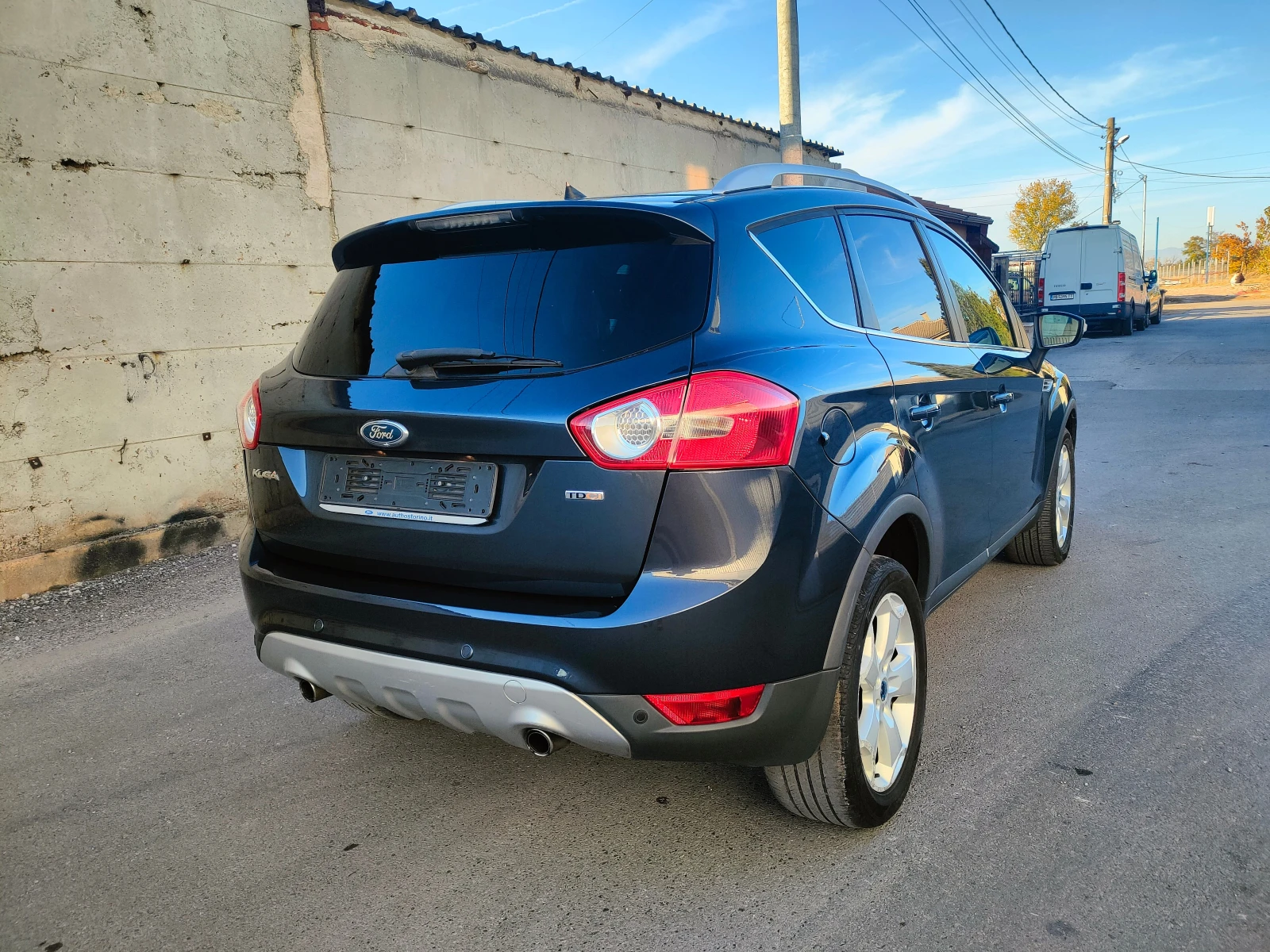 Ford Kuga 4х4 TITANIUM  - изображение 4