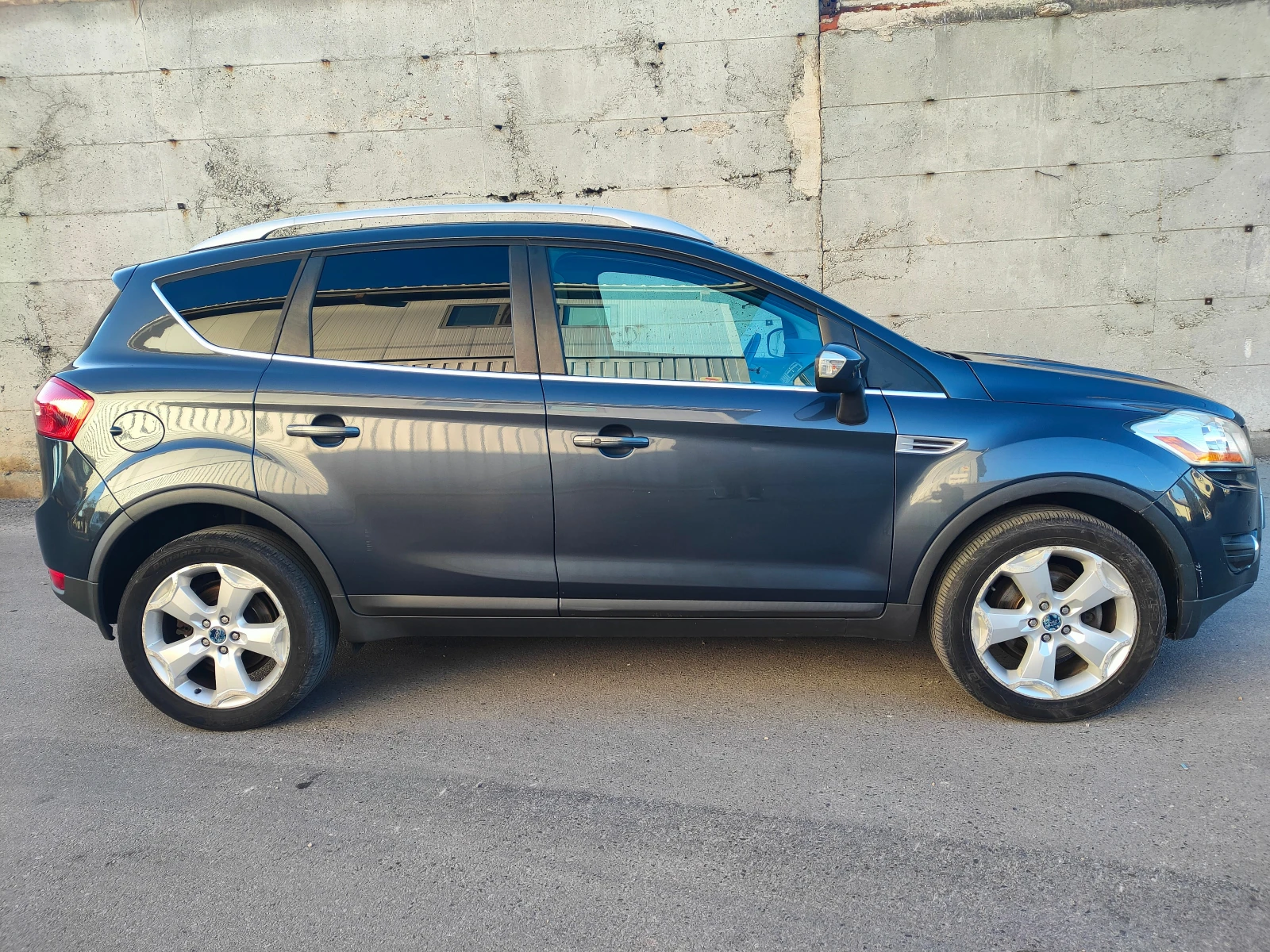 Ford Kuga 4х4 TITANIUM  - изображение 3