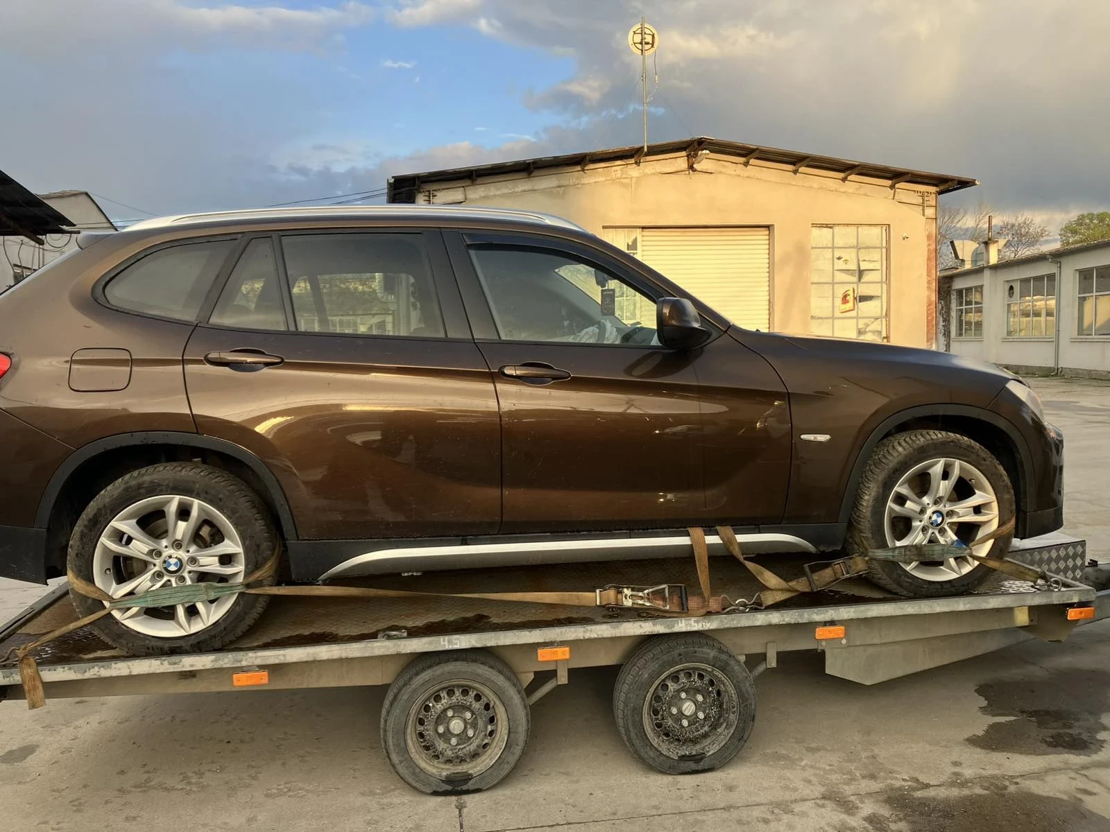 BMW X1  - изображение 2