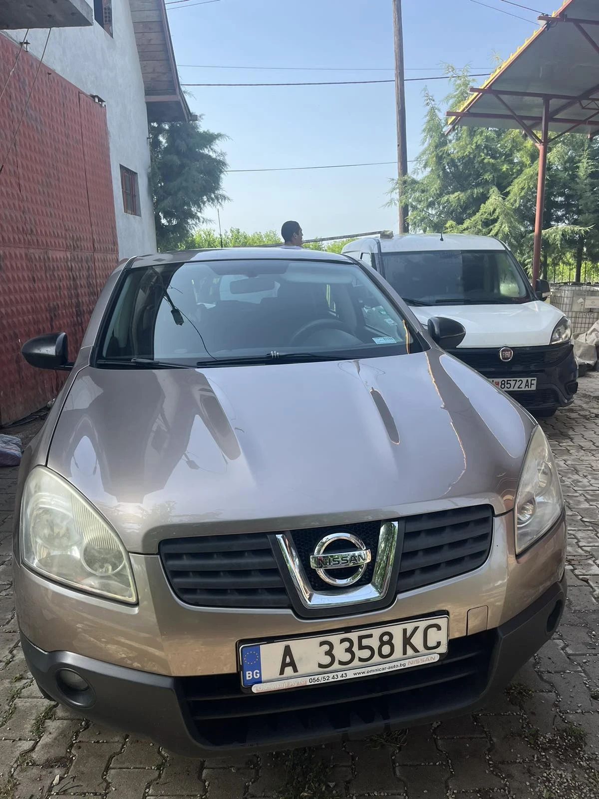 Nissan Qashqai 2.0 4x4 benzin/gaz - изображение 3