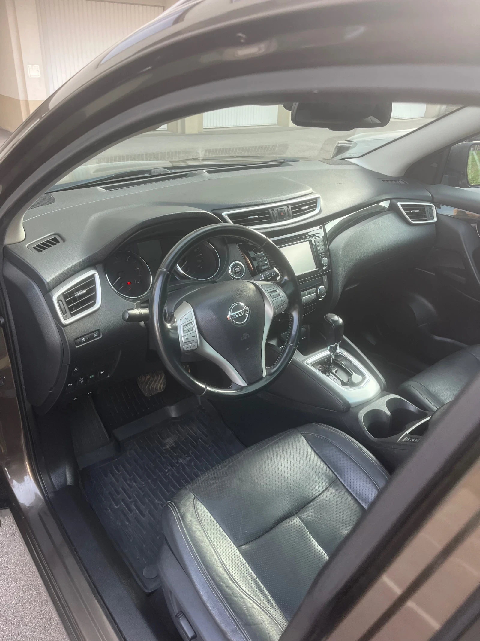Nissan Qashqai 1.6 DCI TEKNA FULL  - изображение 8
