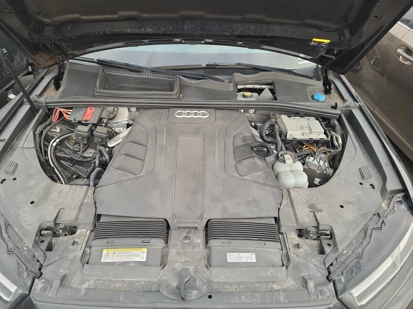 Audi Q7 PRESTIGE| PANO| ОБДУХВАНЕ| 360 КАМЕРИ| , снимка 15 - Автомобили и джипове - 54101458