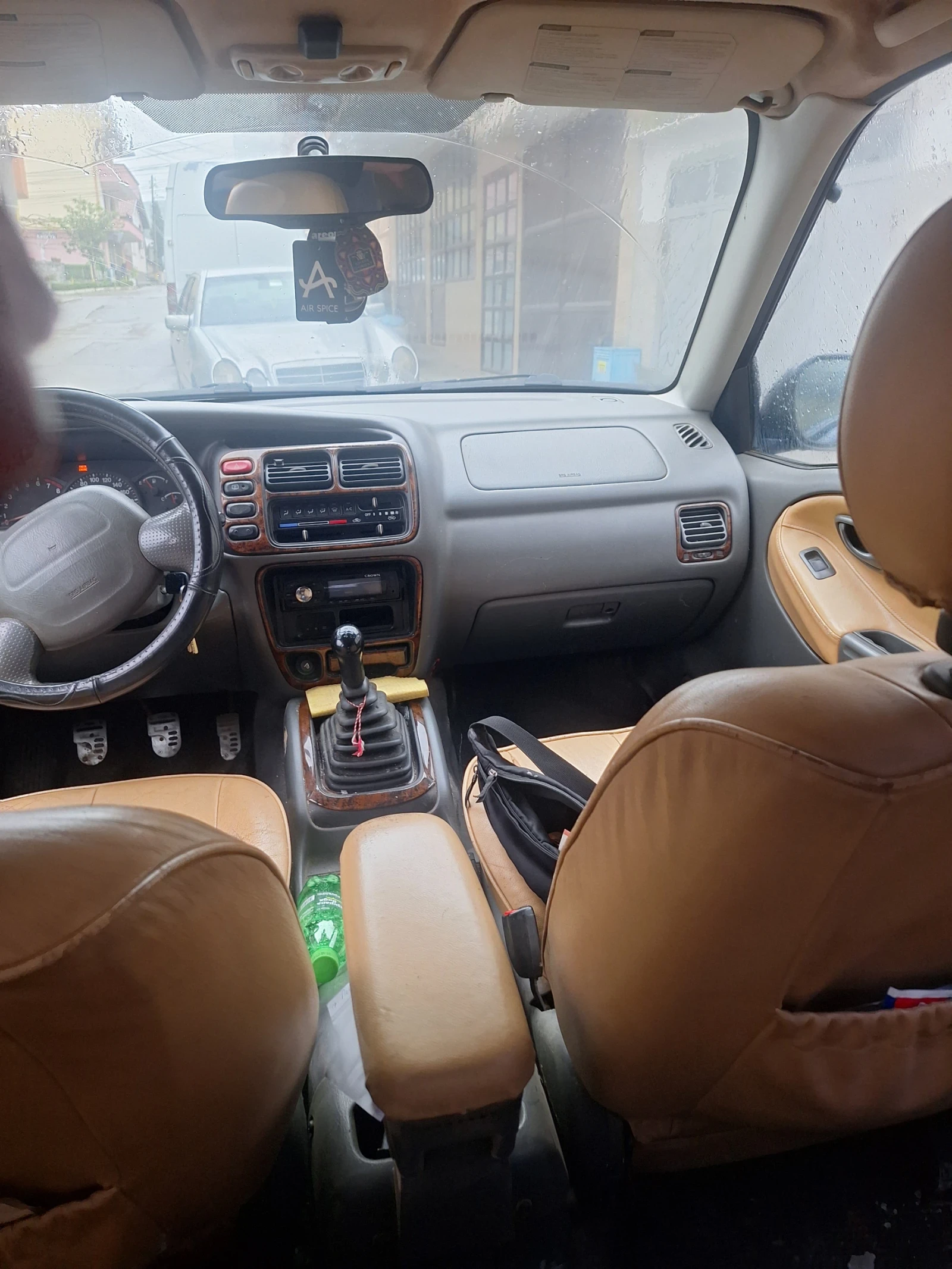 Suzuki Grand vitara, снимка 5 - Автомобили и джипове - 54162441