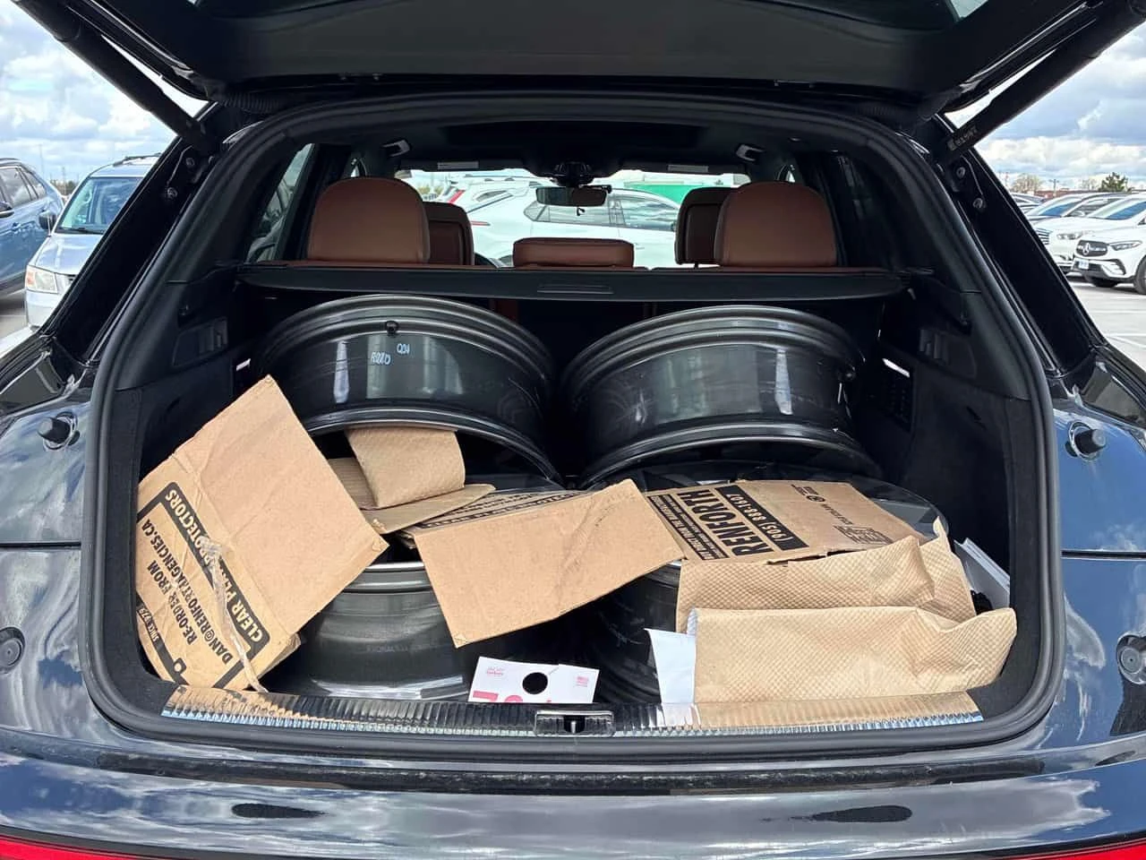 Audi Q5 * Progressiv * ДИСТРОНИК * PANO * DIGITAL* ОБДУХВА, снимка 13 - Автомобили и джипове - 54435588