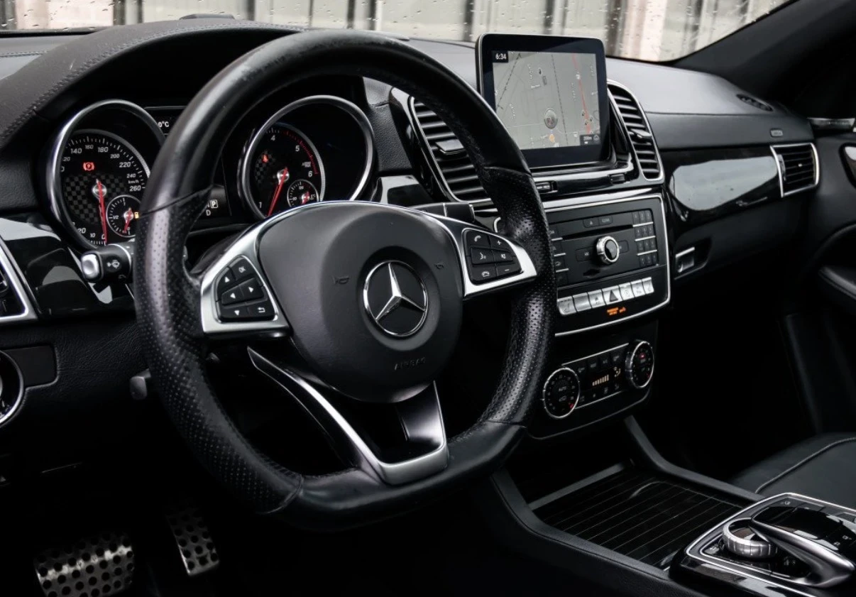 Mercedes-Benz GLE 350 D * COUPE * AMG * 360 КАМЕРА * BLIND SPOT * CARFAX, снимка 4 - Автомобили и джипове - 54555606