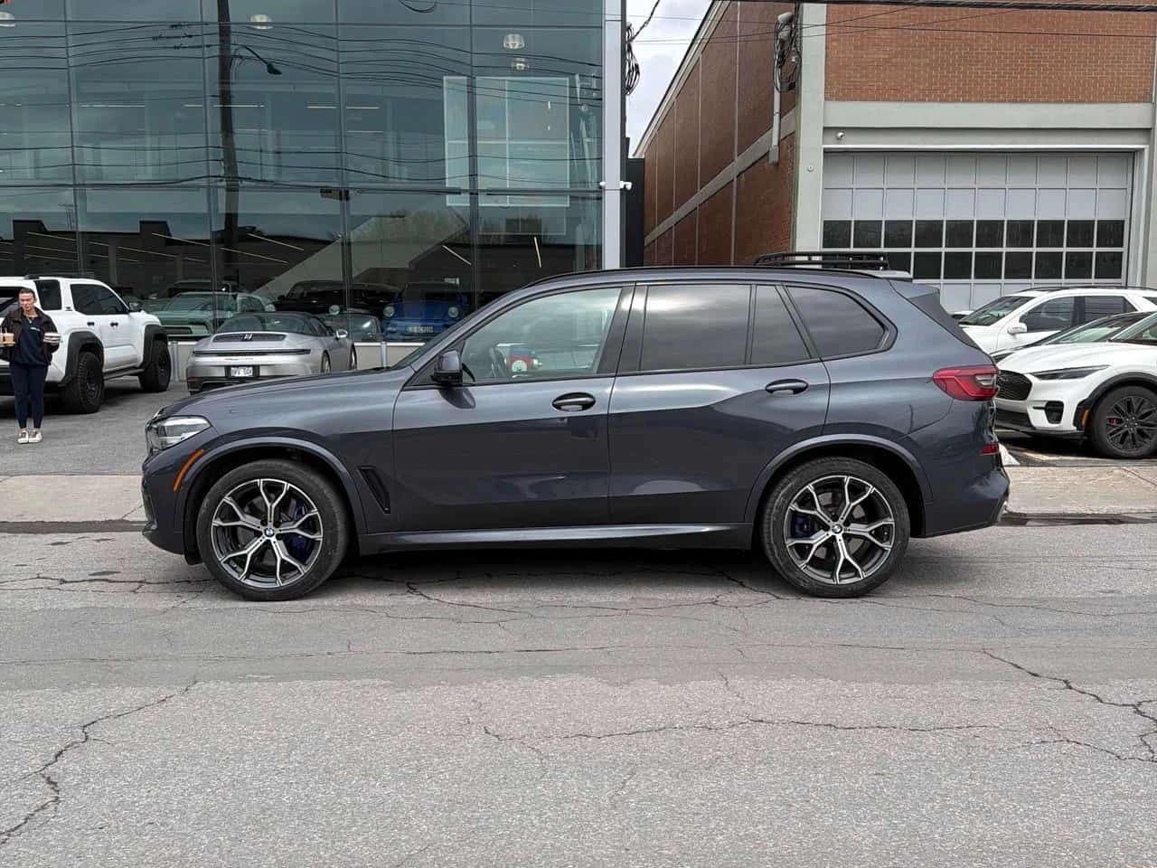 BMW X5 xDrive40i M SPORT/ПАНОРАМА/ПОДГРЕВИ/360, снимка 3 - Автомобили и джипове - 54599153