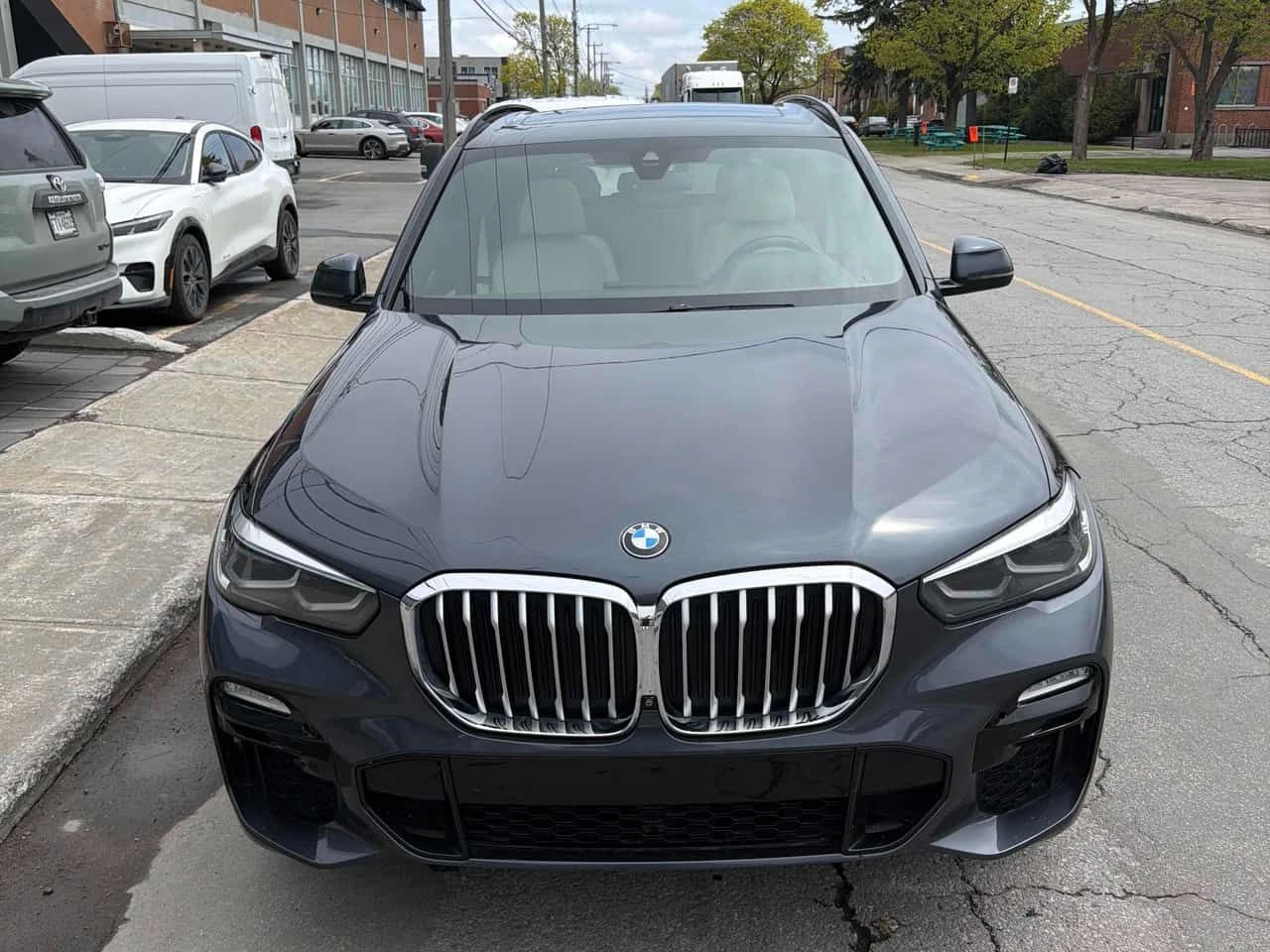 BMW X5 xDrive40i M SPORT/ПАНОРАМА/ПОДГРЕВИ/360, снимка 2 - Автомобили и джипове - 54599153