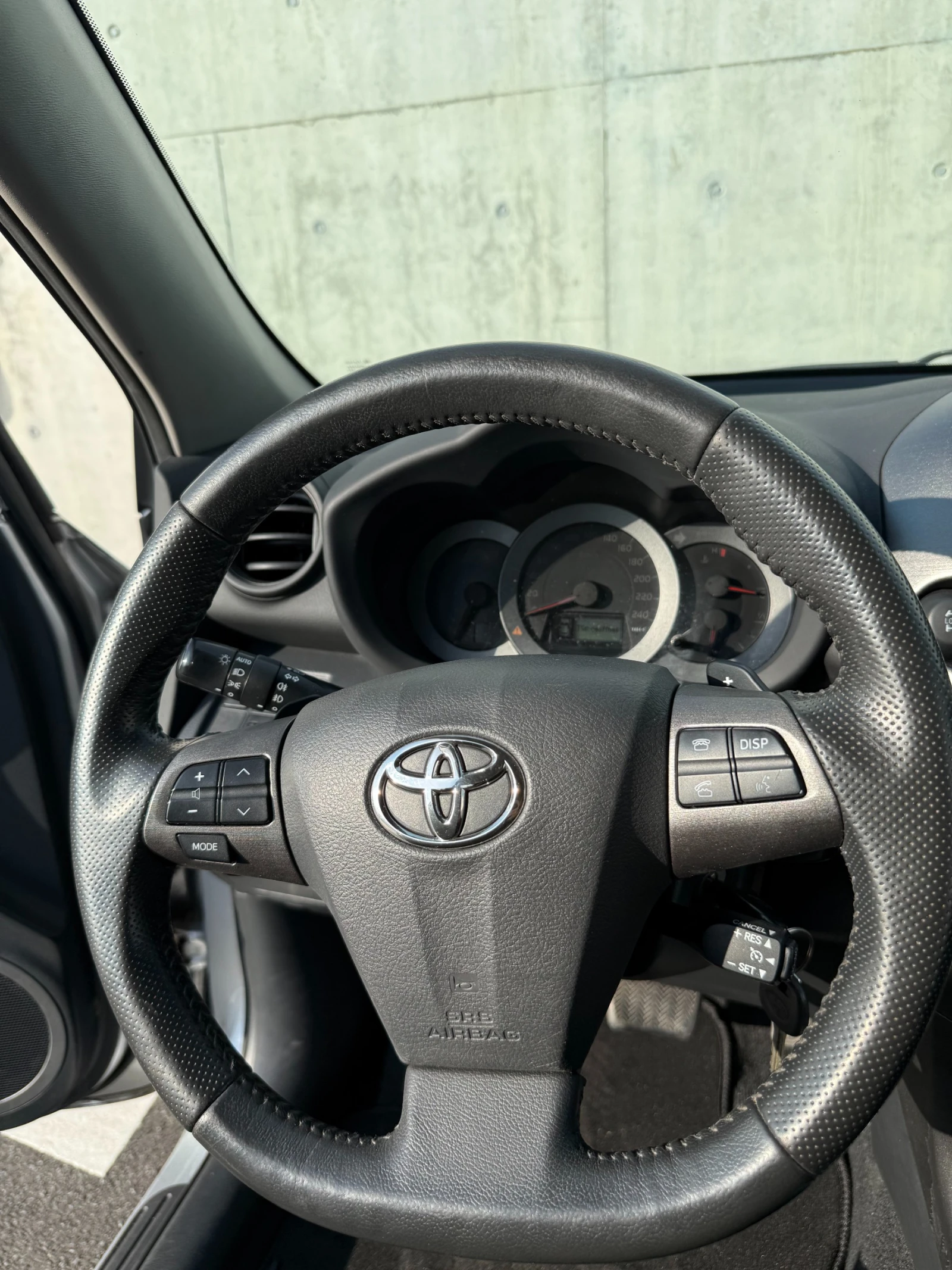 Toyota Rav4 4x4 АВТОМАТИК, снимка 9 - Автомобили и джипове - 54825829