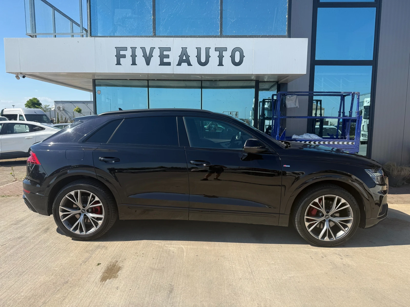 Audi Q8 / 82000КМ / S line / Acc / B&O / 360 / Pano / , снимка 8 - Автомобили и джипове - 55000546