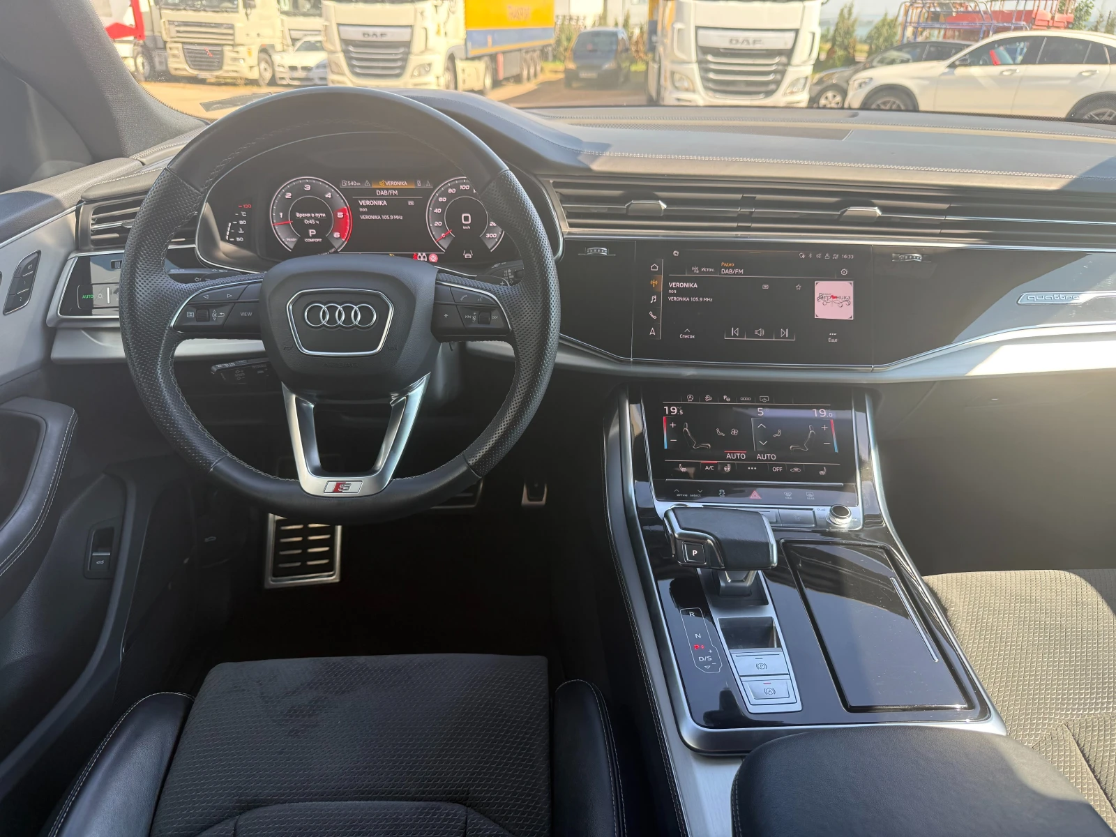 Audi Q8 / 82000КМ / S line / Acc / B&O / 360 / Pano / , снимка 10 - Автомобили и джипове - 55000546
