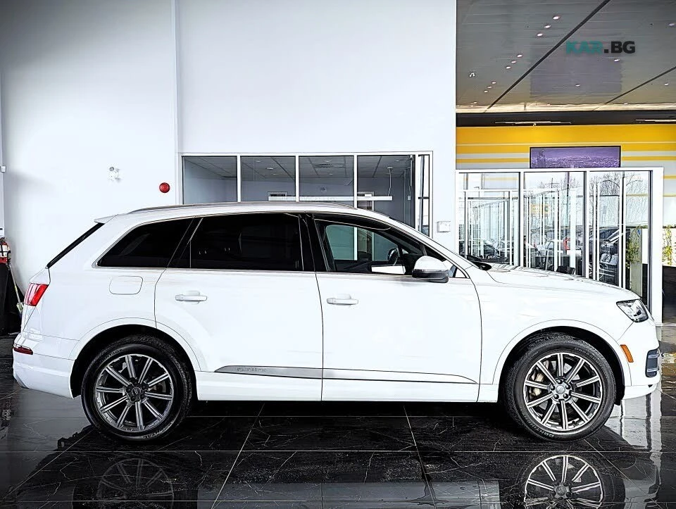 Audi Q7  Komfort * АвтоКредит * (ЦЕНА ДО БГ), снимка 4 - Автомобили и джипове - 55052567