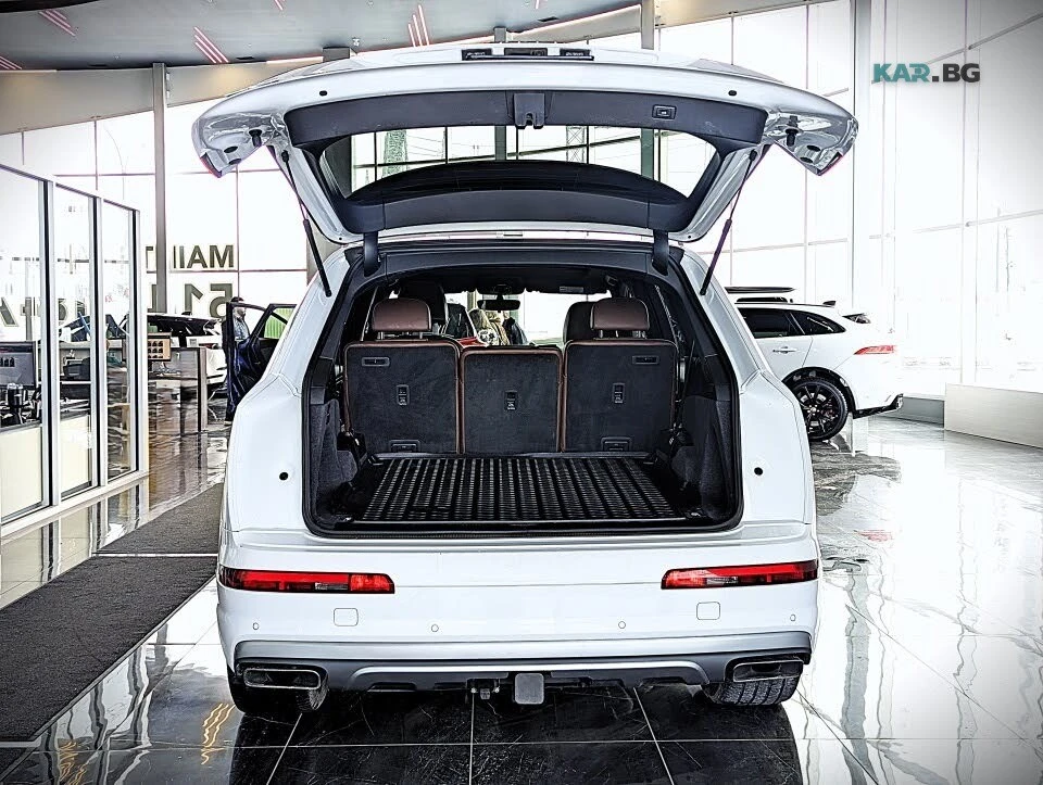 Audi Q7  Komfort * АвтоКредит * (ЦЕНА ДО БГ), снимка 7 - Автомобили и джипове - 55052567