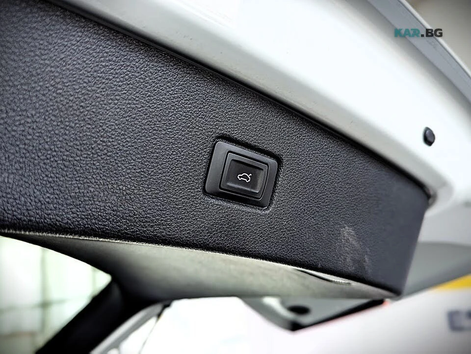 Audi Q7  Komfort * АвтоКредит * (ЦЕНА ДО БГ), снимка 10 - Автомобили и джипове - 55052567