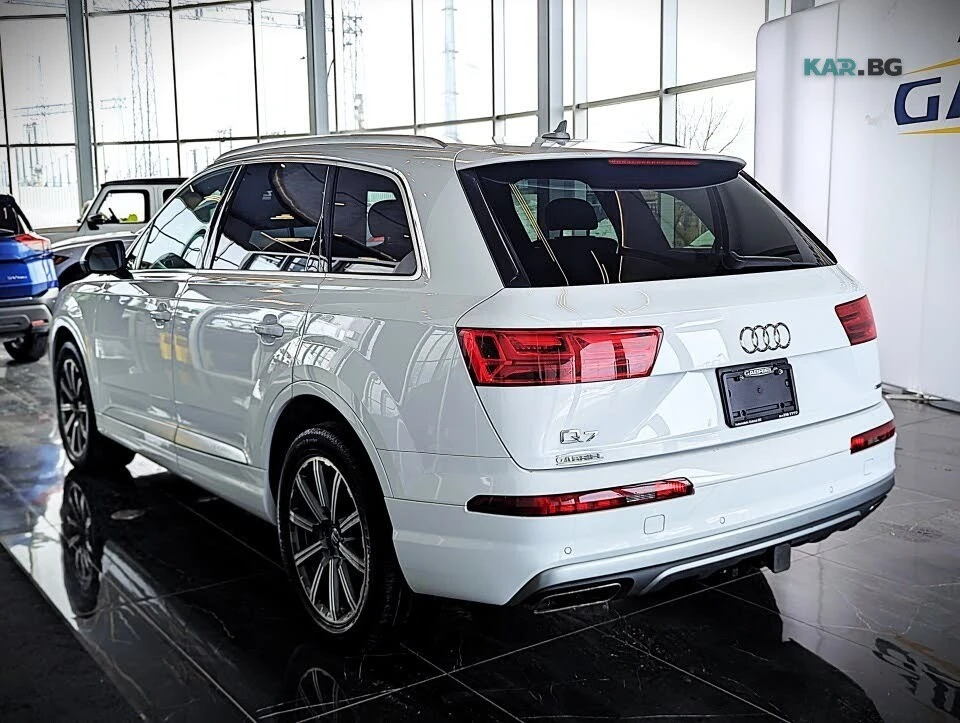 Audi Q7  Komfort * АвтоКредит * (ЦЕНА ДО БГ), снимка 8 - Автомобили и джипове - 55052567