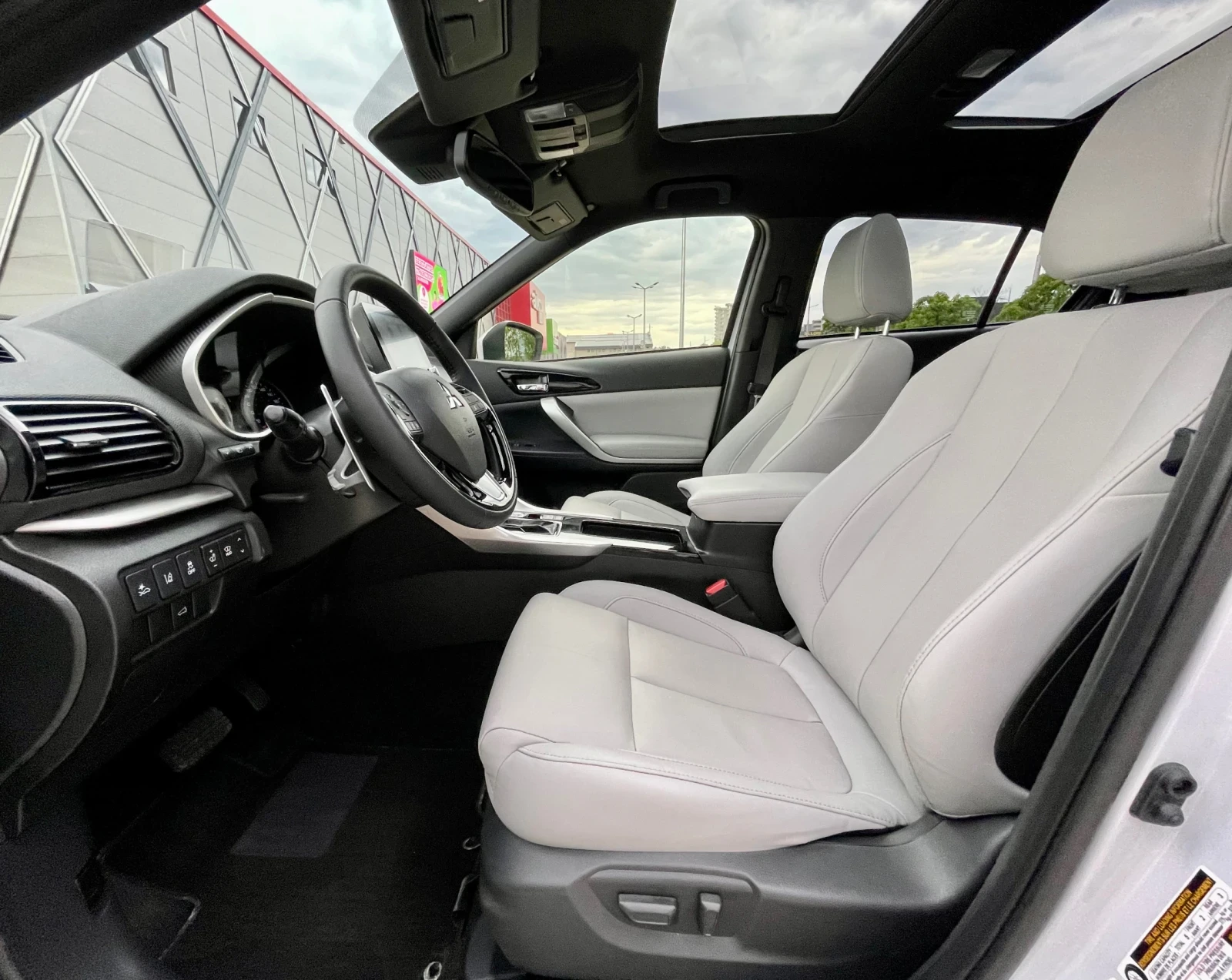 Mitsubishi Eclipse Cross 1.5 T GT - AWD / 4x4 / FULL, снимка 14 - Автомобили и джипове - 55212377