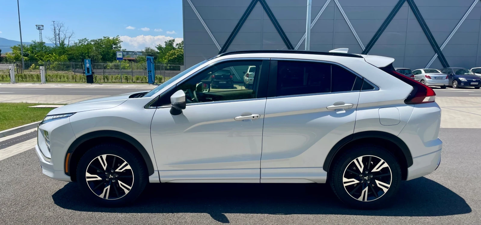 Mitsubishi Eclipse Cross 1.5 T GT - AWD / 4x4 / FULL, снимка 4 - Автомобили и джипове - 55212377