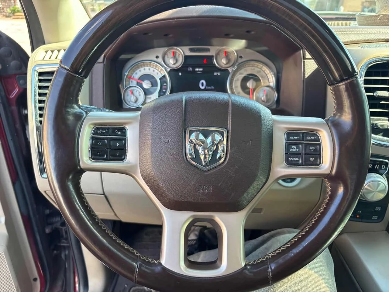 Dodge RAM 1500 * Longhorn * CARFAX * ЦЕНА ДО БГ, снимка 13 - Автомобили и джипове - 55258978