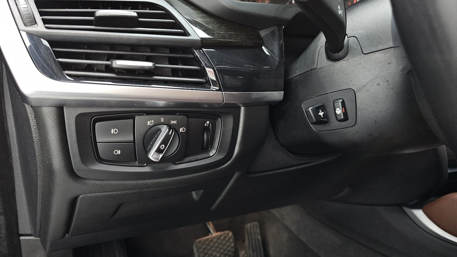 BMW X6 xDrive30d* HUD* ЕЛ. БАГАЖНИК* 360* КРАЙНА ЦЕНА, снимка 14 - Автомобили и джипове - 55348958