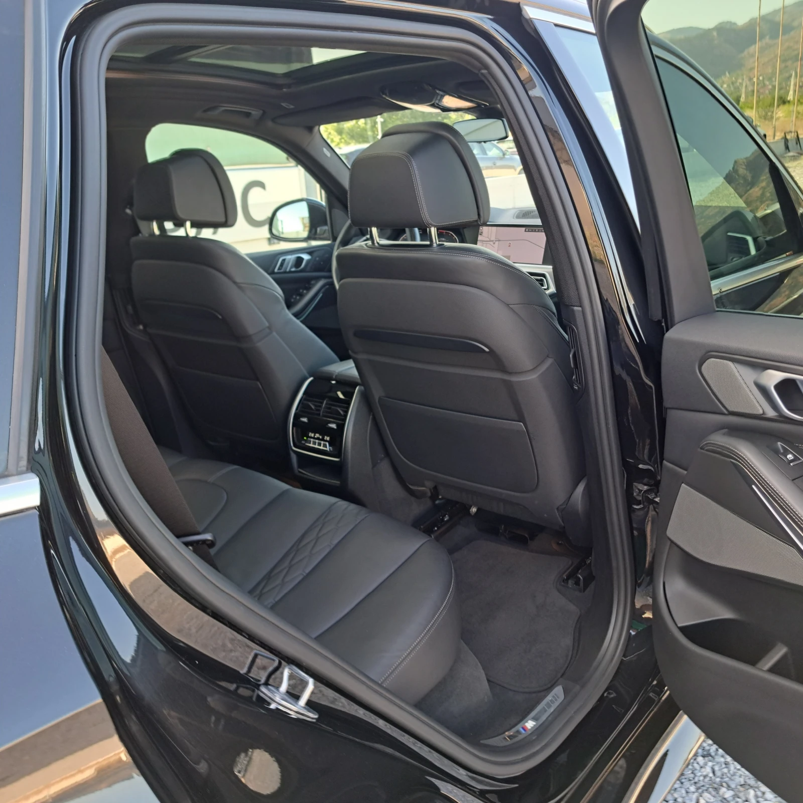BMW X5 xDrive 30d M Sport* Full&Full* Уникат!* , снимка 11 - Автомобили и джипове - 55951899
