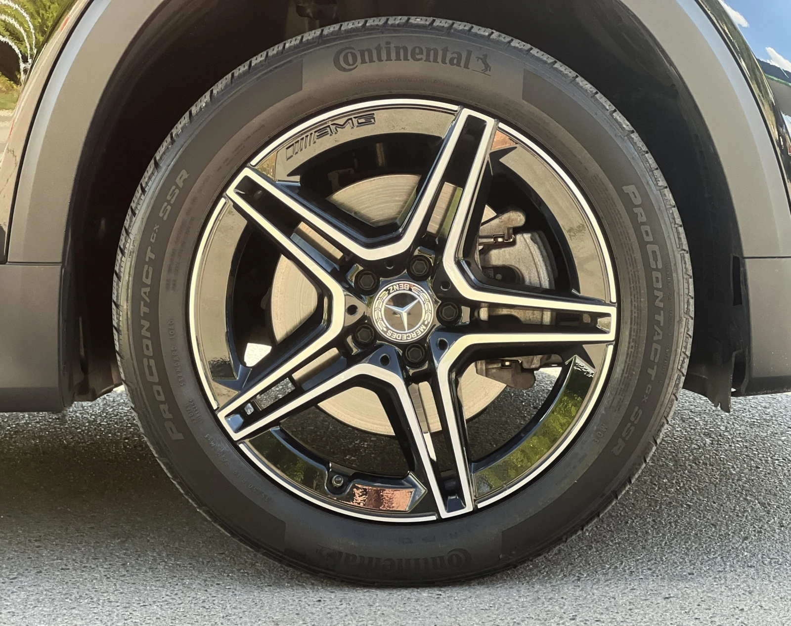 Mercedes-Benz GLB 250 AMG / NIGHT / BURM / 4-MATIC / PANO / 360 / , снимка 7 - Автомобили и джипове - 56104651