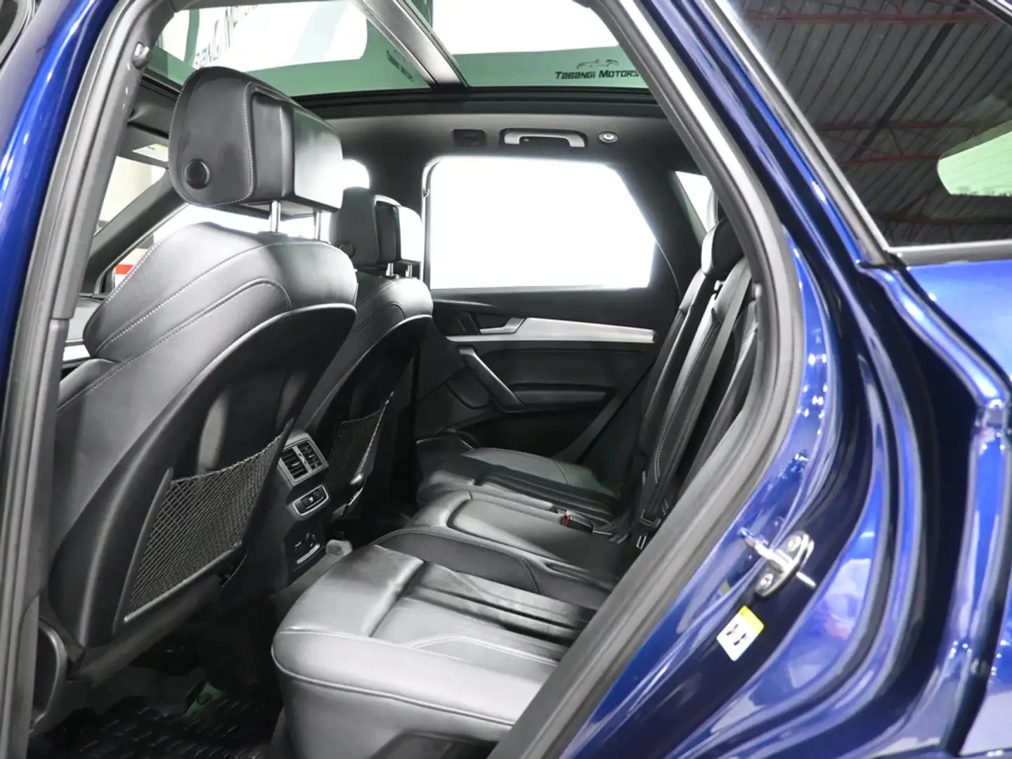 Audi Q5 S-Line Black Optic Автокредит Цена до България, снимка 17 - Автомобили и джипове - 56195504