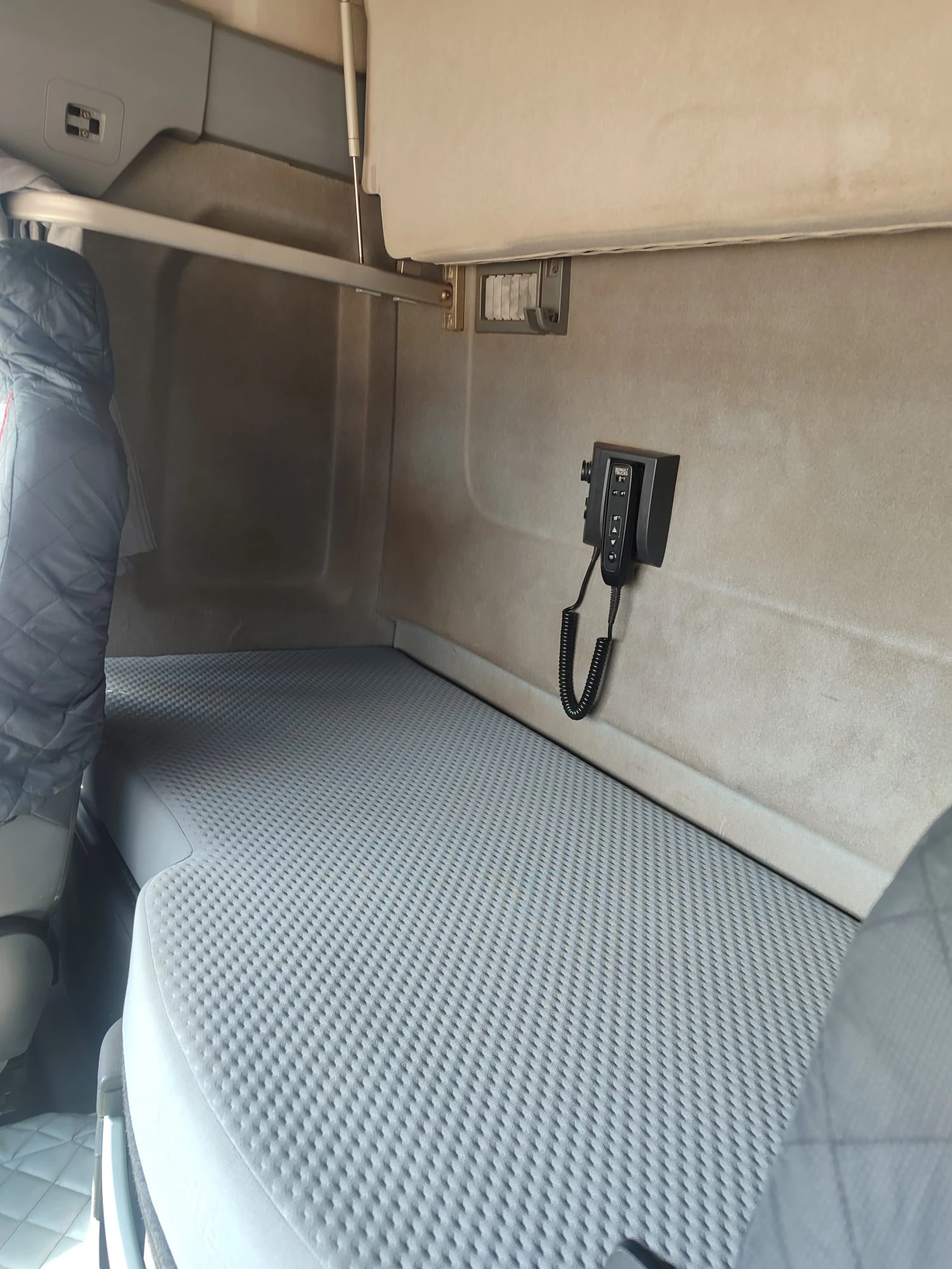 Renault T Ретардер, Охладител, снимка 7 - Камиони - 53936106