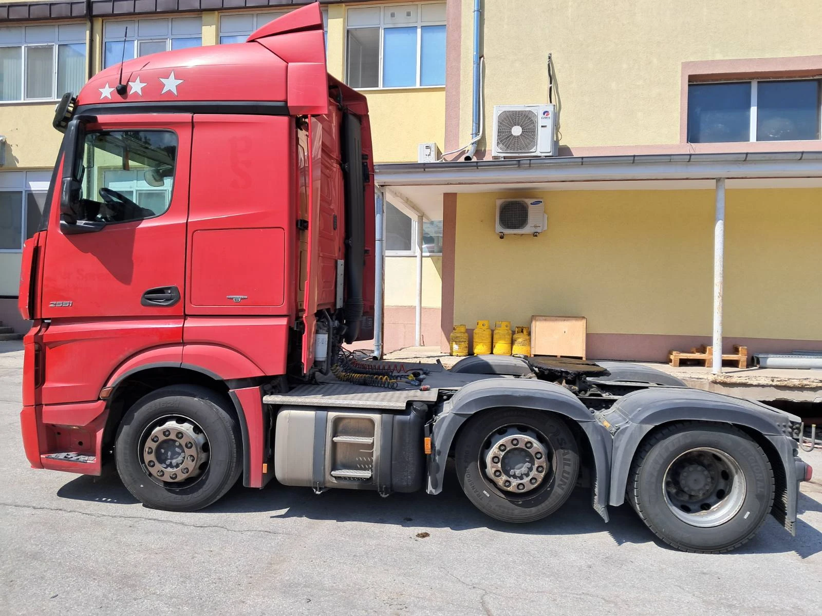 Mercedes-Benz Actros 2551, снимка 3 - Камиони - 55170874